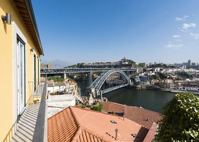 Arco Apartments